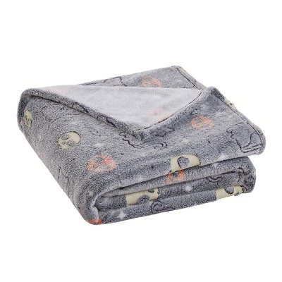 50"x70" Oversized Glow In The Dark Skelly Cats Plush Halloween Throw Blanket - VCNY Home 3 50"x70" Oversized Glow In The Dark Skelly Cats Plush Halloween Throw Blanket - VCNY Home