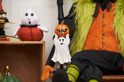 Gallerie II Kid Ghost Costume With Pumpkin Halloween Figure 4 Gallerie II Kid Ghost Costume With Pumpkin Halloween Figure - Image 2